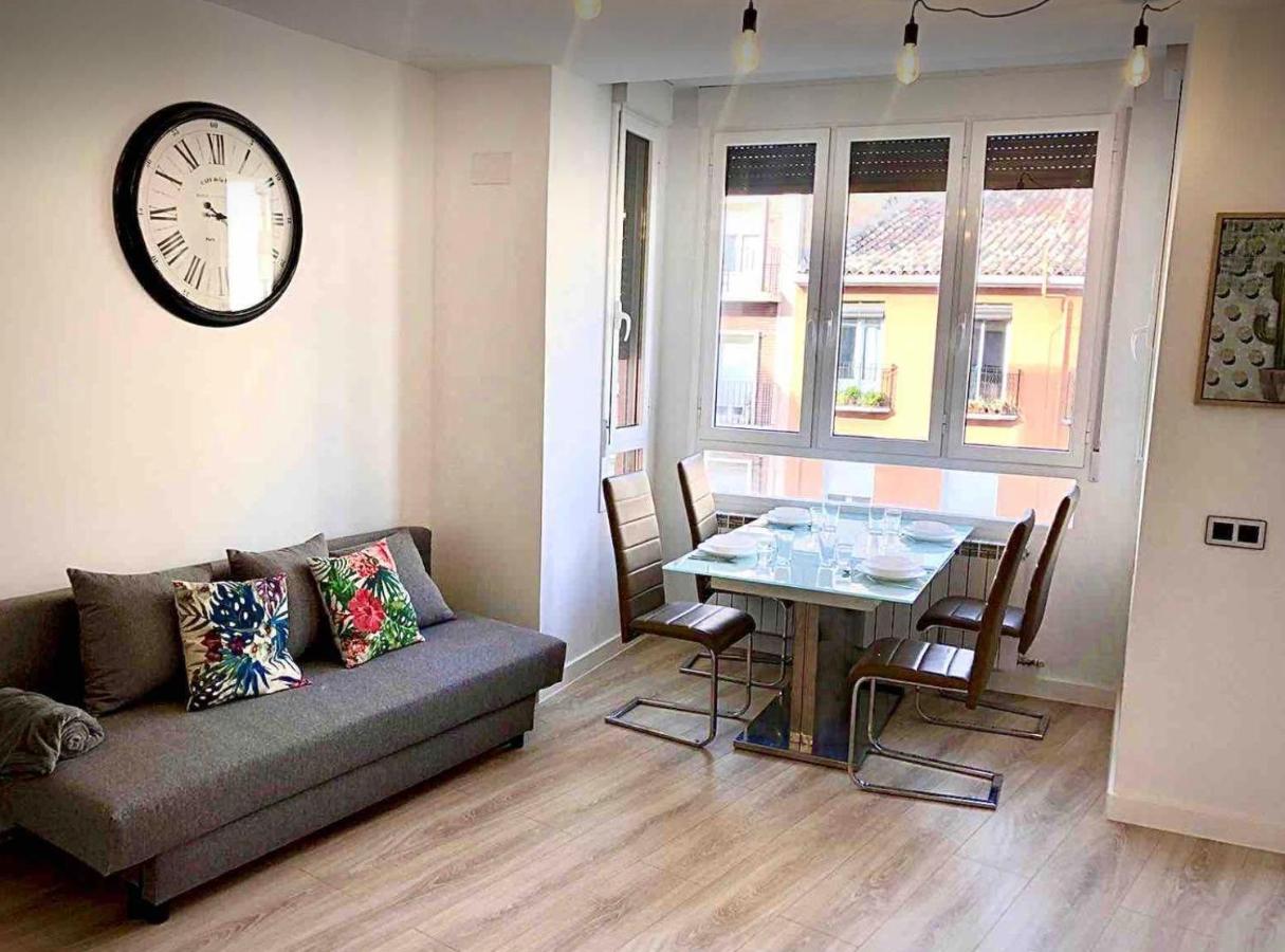 Apartamento Vive Zaragoza II エクステリア 写真