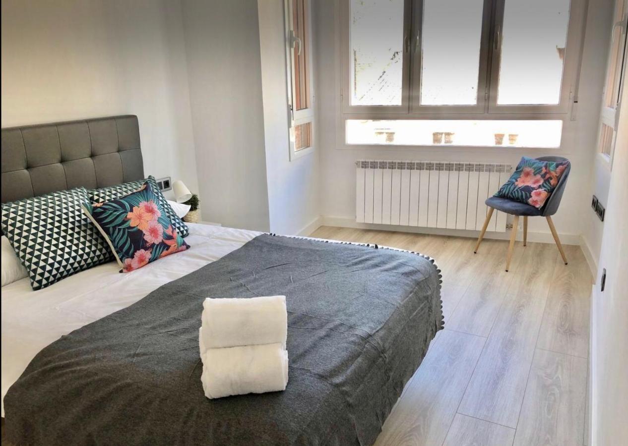 Apartamento Vive Zaragoza II エクステリア 写真